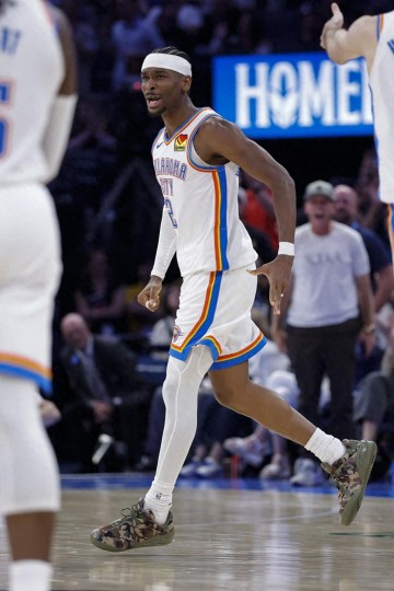 开云娱乐-SGA你太狠，都说你靠哨子，今天42+4+8，达成NBA历史独一无二纪录